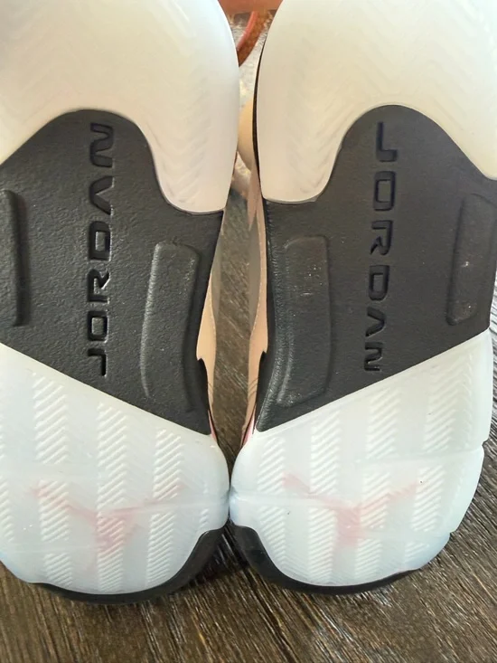 NEW Nike Air Jordan 5 Retro GS Soft Pink Size 6Y / Women Sz 7.5 - Picture 9 of 9